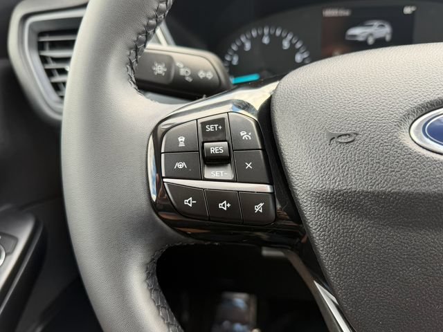 Certified 2022 Ford Escape SE w/ SE Sport Appearance Package AWD/4WD image 19