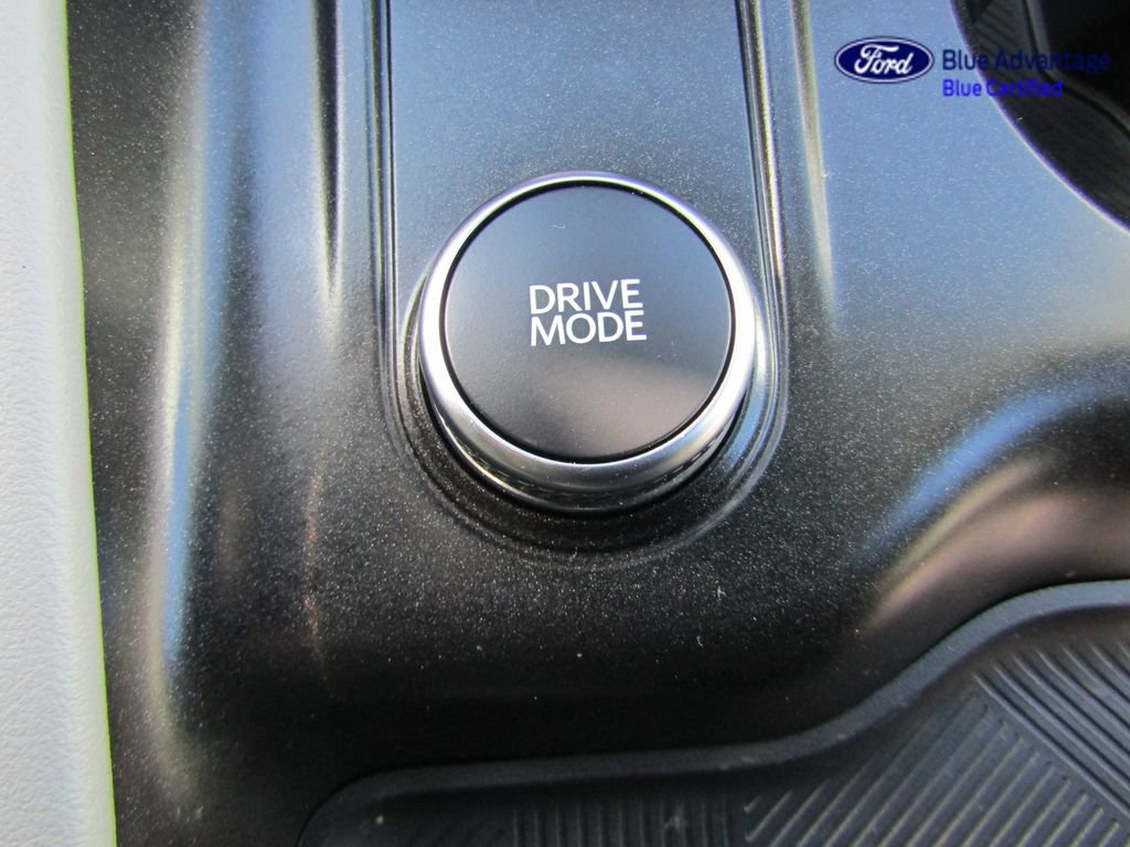 Certified 2025 Ford Explorer Active w/ Active Comfort Package AWD/4WD image 34