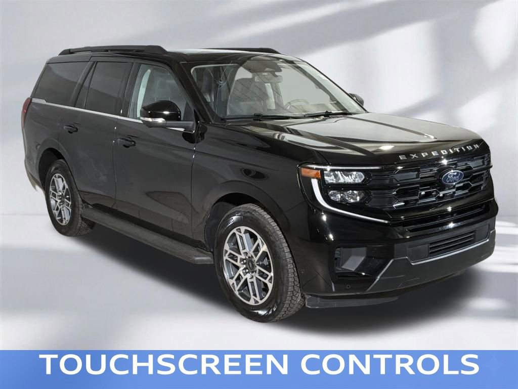 Certified 2025 Ford Expedition Active AWD/4WD image 8
