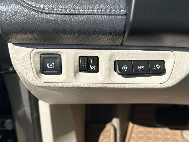 Used 2023 GMC Acadia Denali FWD image 22