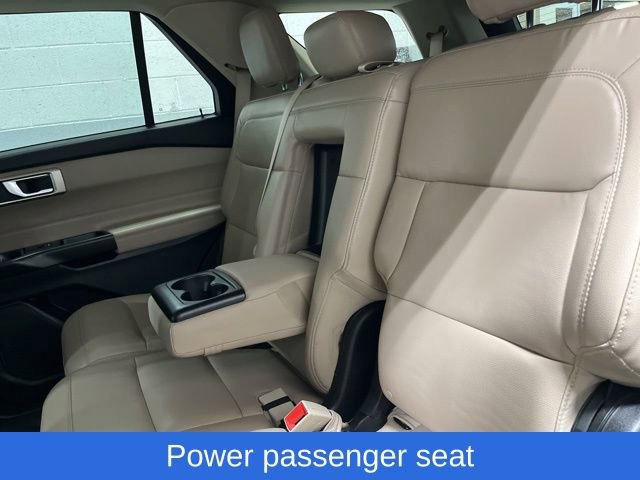 Certified 2020 Ford Explorer XLT w/ Equipment Group 202A image 35