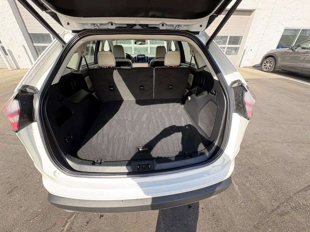 Certified 2023 Ford Edge Titanium image 27