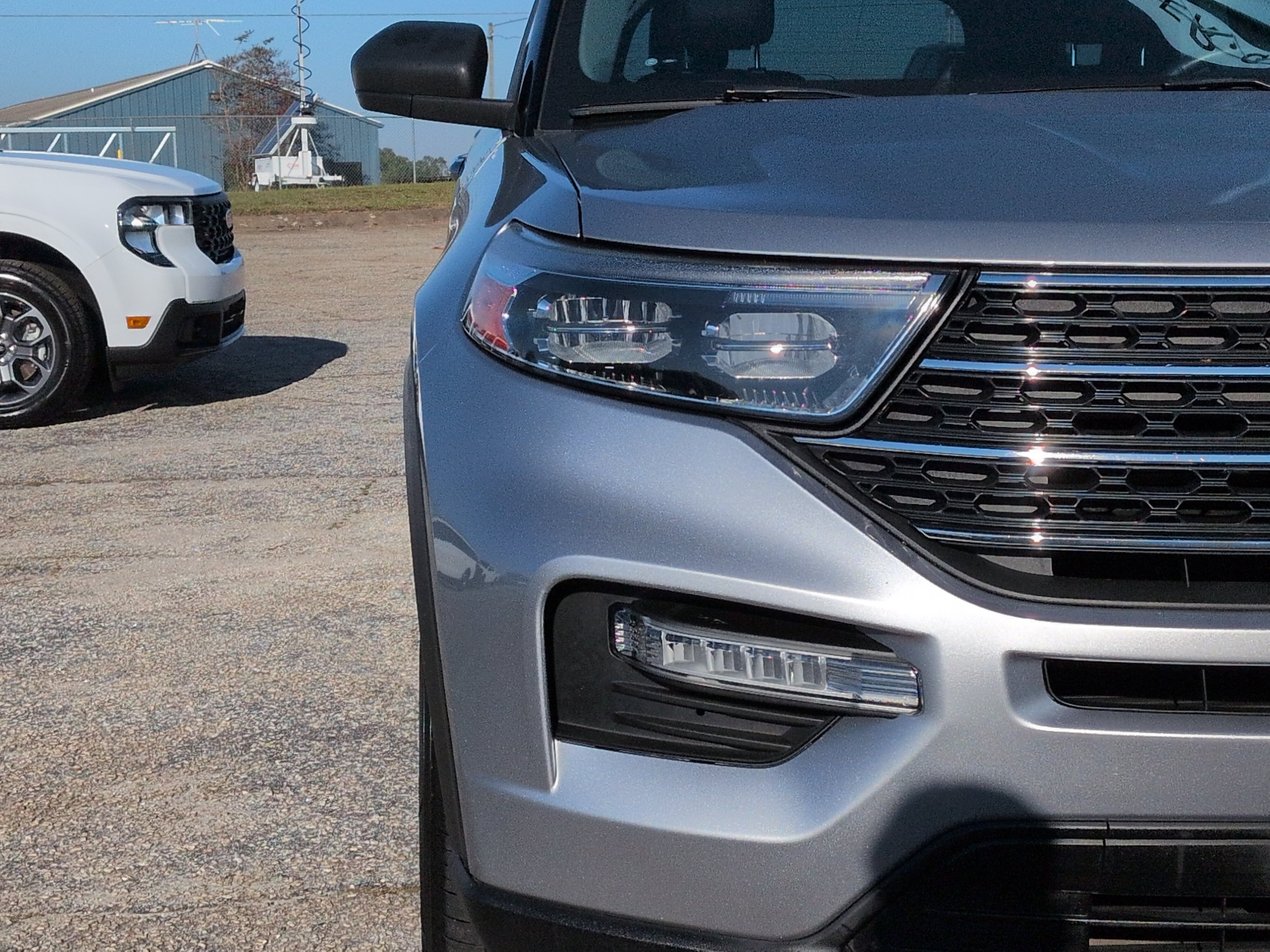 Certified 2022 Ford Explorer XLT w/ Equipment Group 202A RWD image 8