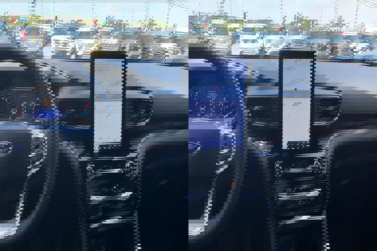 Certified 2024 Ford Explorer Limited w/ Limited Technology Package image 9