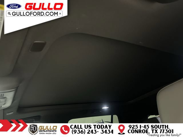Used 2022 Chevrolet Tahoe LT w/ Luxury Package RWD image 23