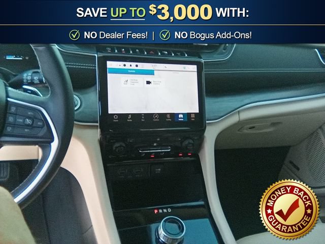 Used 2022 Jeep Grand Cherokee L Limited w/ Black Appearance Package RWD image 17