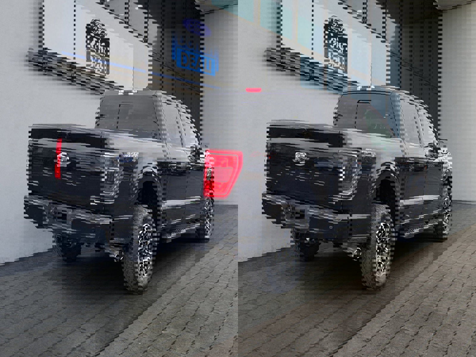 Certified 2023 Ford F150 XLT w/ Equipment Group 302A High image 5