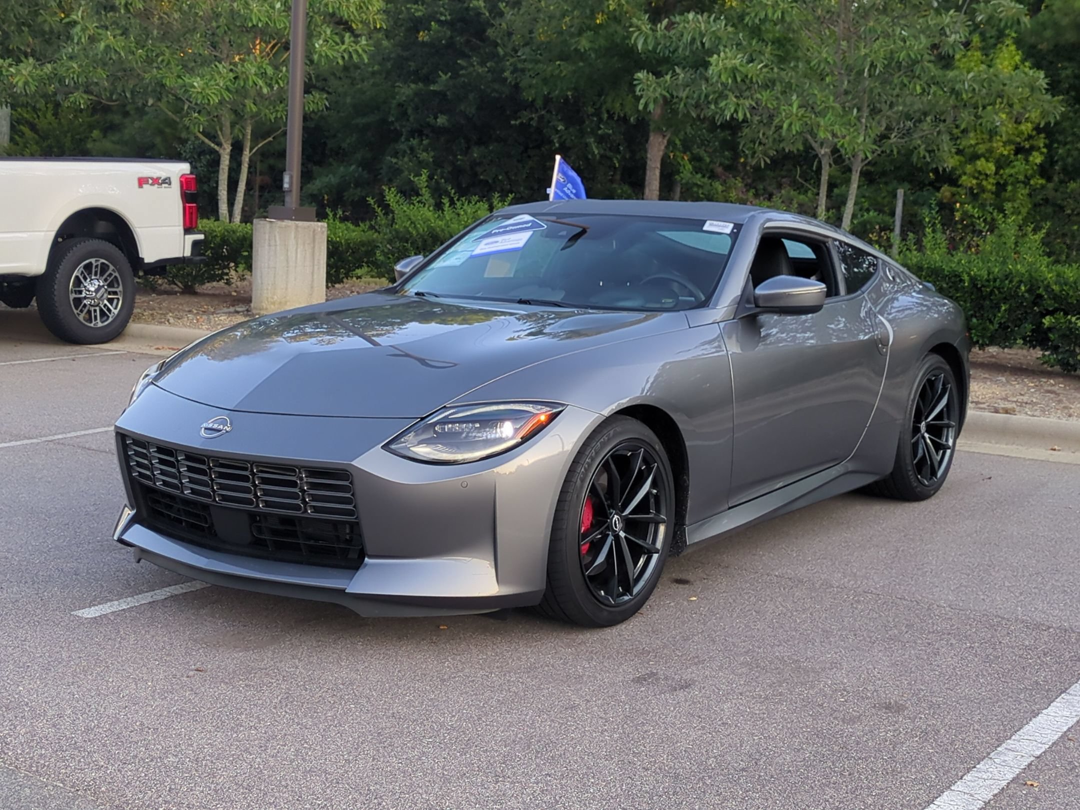 Used 2025 Nissan Z Performance w/ Floor Mat Package RWD image 8