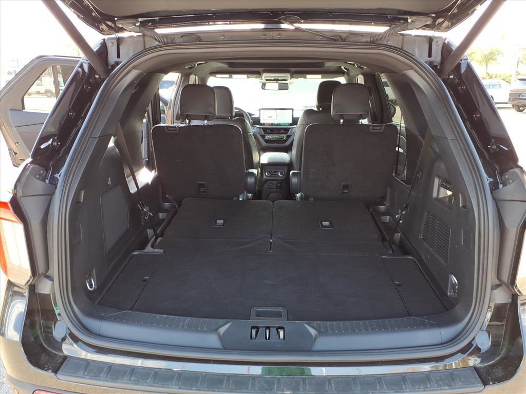 Certified 2025 Ford Explorer ST image 7