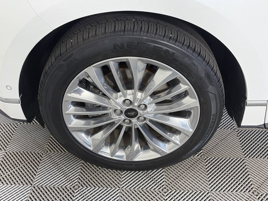 Certified 2020 Ford Edge Titanium w/ Equipment Group 301A image 8