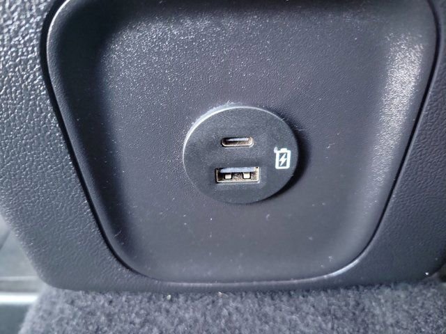 Certified 2022 Ford Escape Titanium w/ Titanium Premium Package image 17