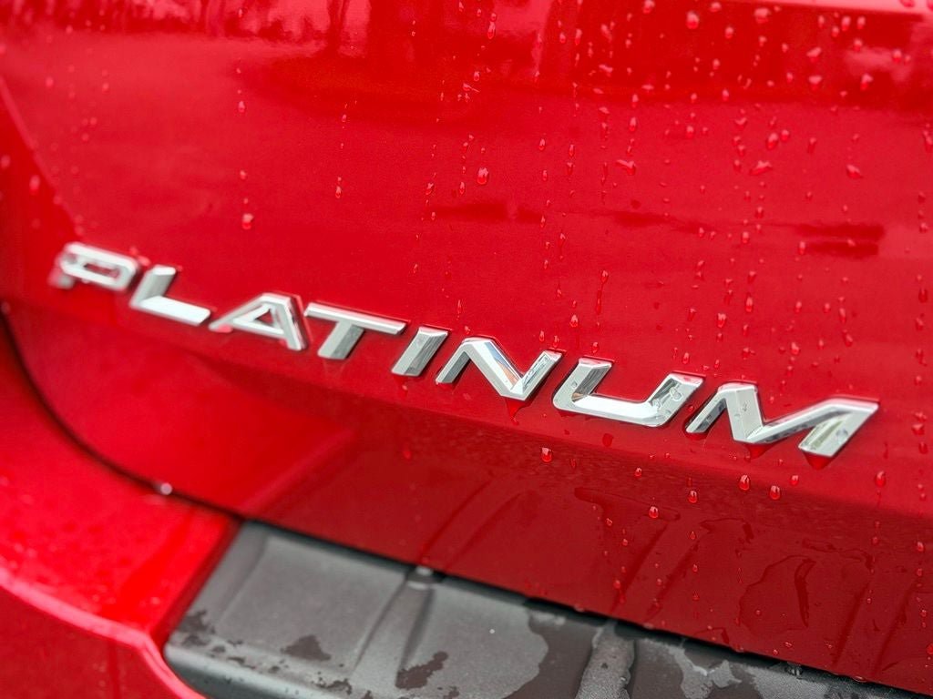 Certified 2025 Ford Explorer Platinum RWD image 9