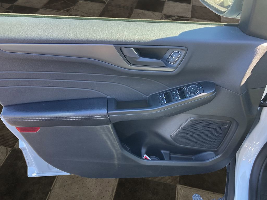 Certified 2025 Ford Escape Active FWD image 10
