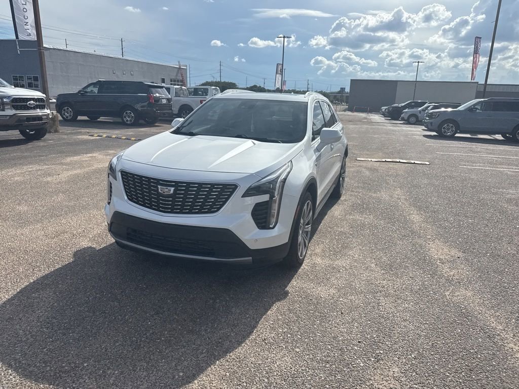 Used 2019 Cadillac XT4 Premium Luxury w/ Driver Assist Package FWD image 5