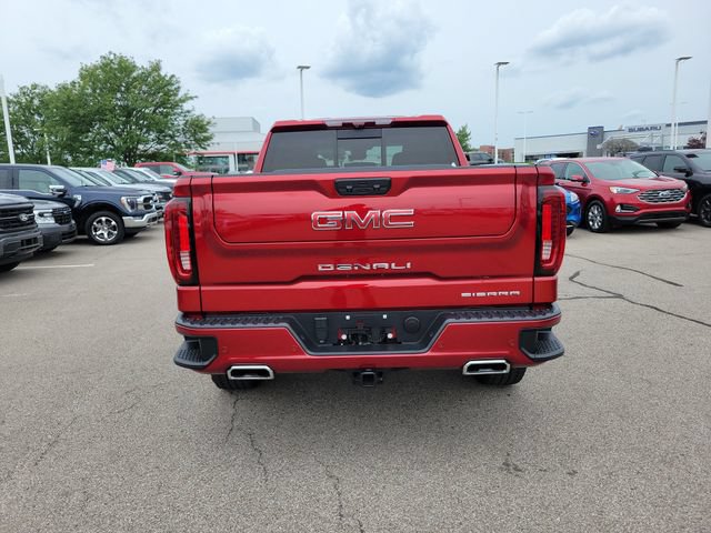 Used 2024 GMC Sierra 1500 Denali w/ Technology Package AWD/4WD image 4