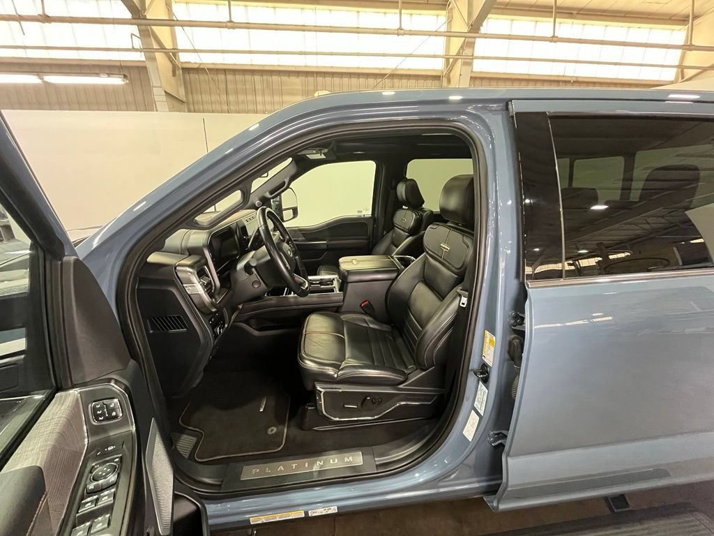 Certified 2023 Ford F450 Platinum w/ FX4 Off-Road Package AWD/4WD image 16