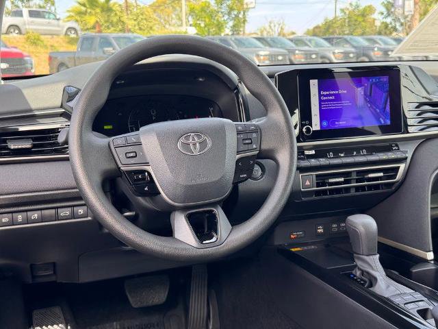 Used 2025 Toyota Camry LE w/ Convenience Package FWD image 28