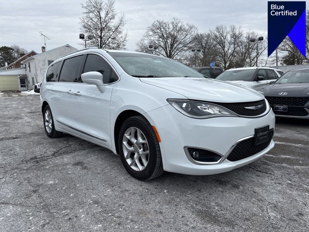 Used 2019 Chrysler Pacifica Touring-L Plus w/ Tire & Wheel Group