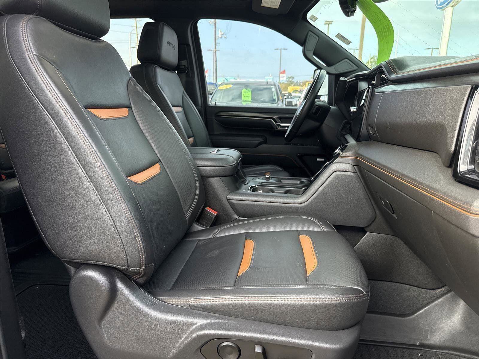 Used 2024 GMC Sierra 2500 AT4 w/ AT4 Premium Plus Package image 19