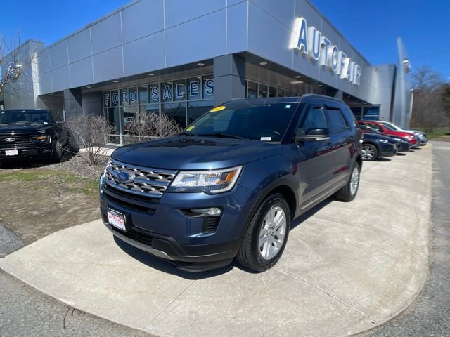 Certified 2018 Ford Explorer XLT w/ Equipment Group 201A AWD/4WD image 4