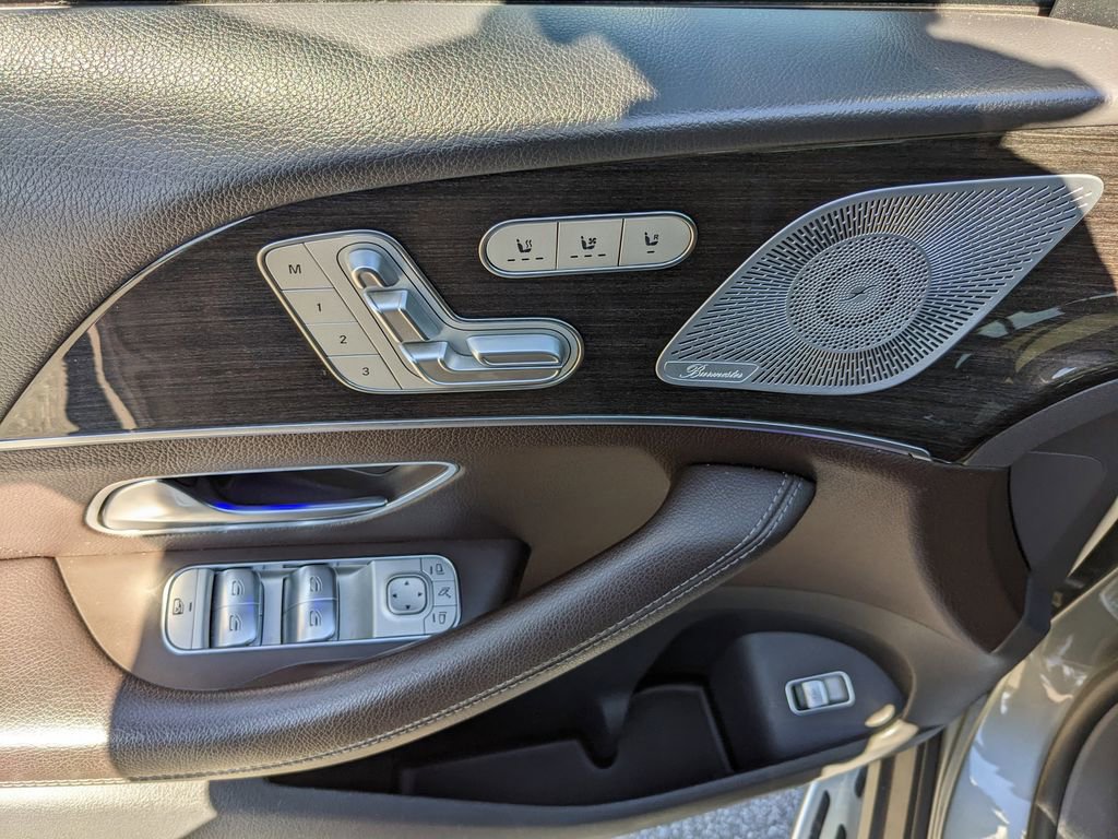 Used 2020 Mercedes-Benz GLS 450 4MATIC image 24