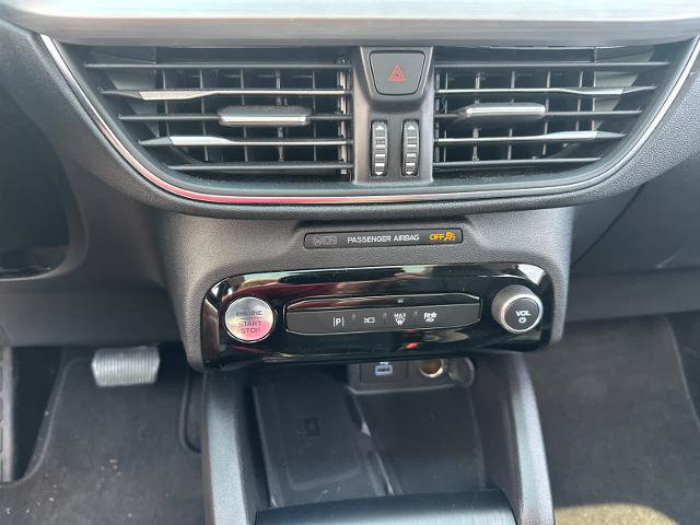 Certified 2023 Ford Escape Platinum w/ Premium Technology Package AWD/4WD image 23
