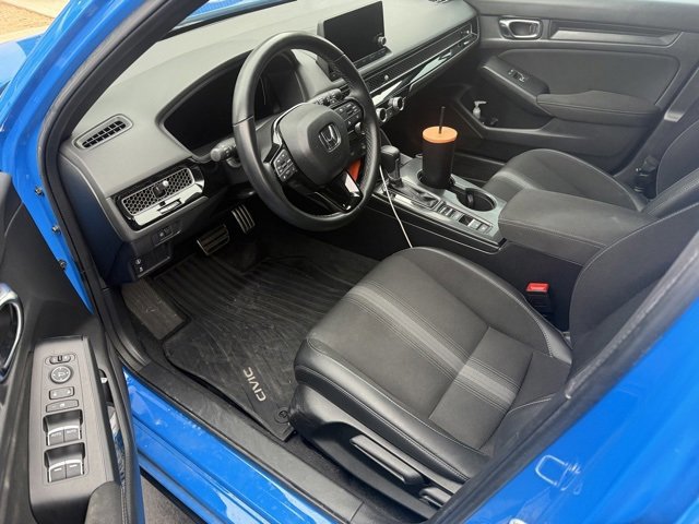 Used 2023 Honda Civic Sport image 9
