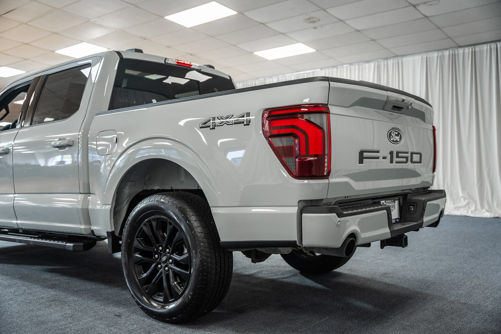 Certified 2024 Ford F150 Lariat AWD/4WD image 5