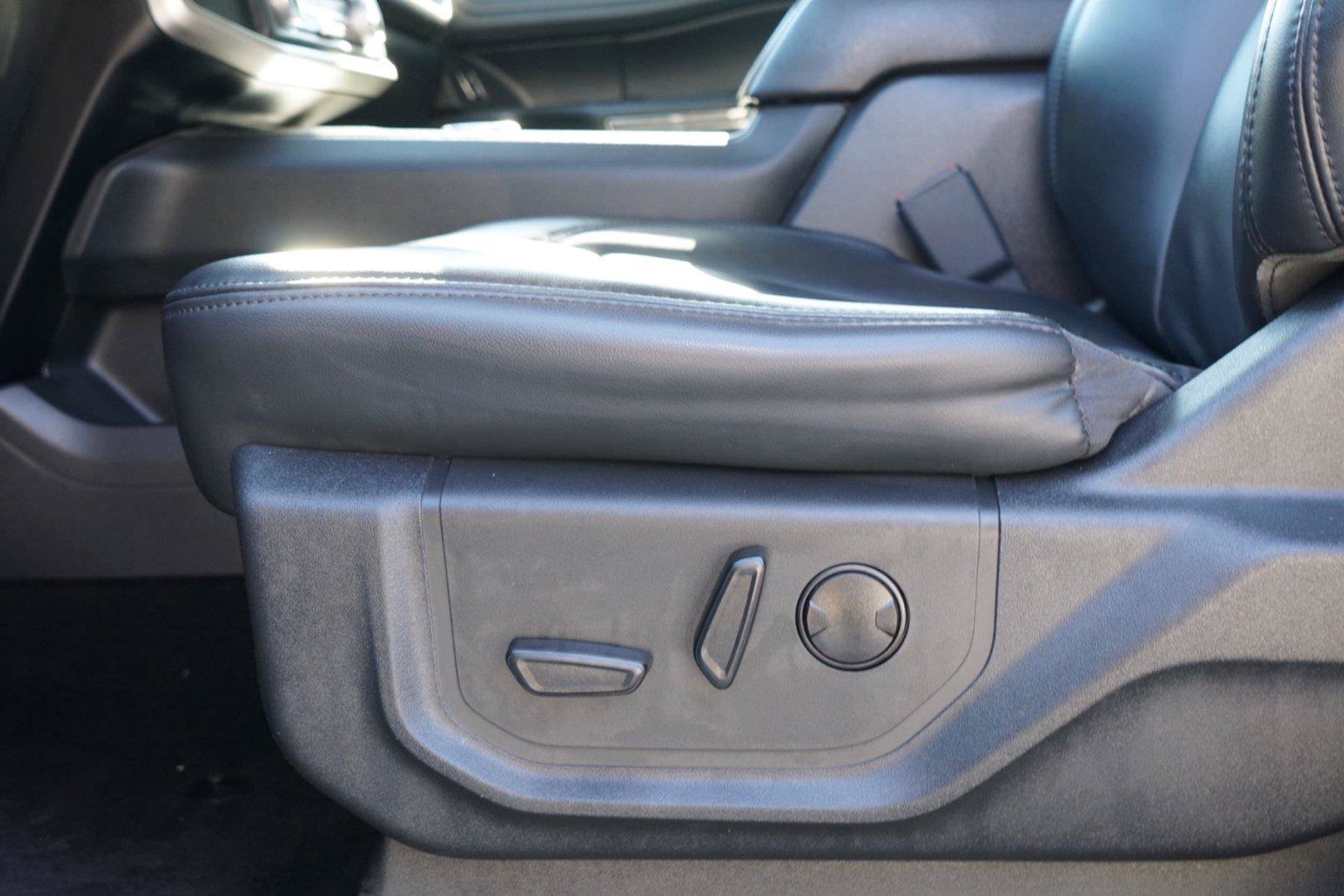 Certified 2023 Ford Expedition XLT RWD image 19