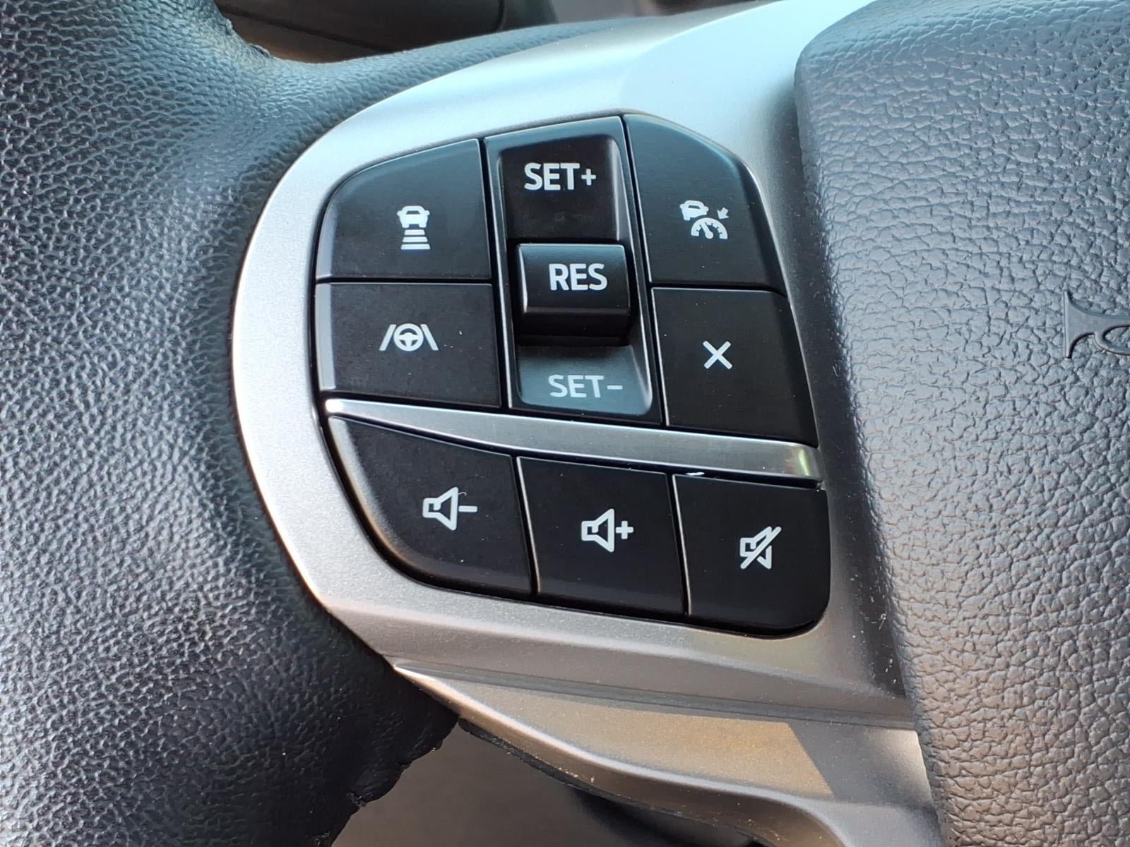 Certified 2024 Ford Explorer XLT w/ Equipment Group 202A RWD image 25