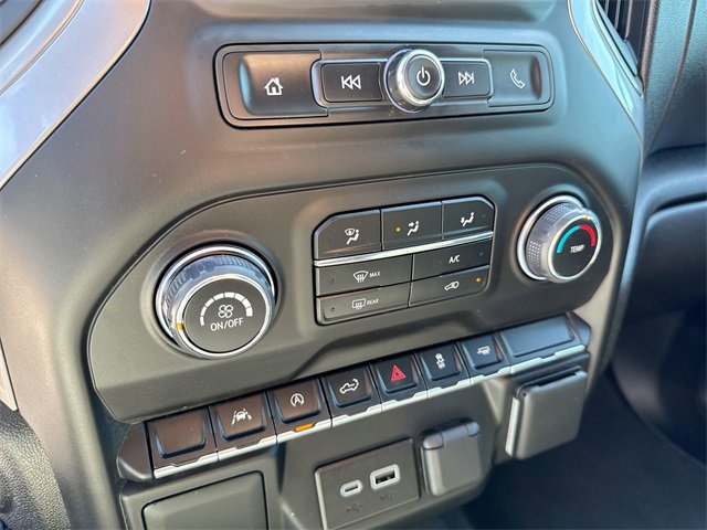 Used 2022 Chevrolet Silverado 1500 Custom image 21