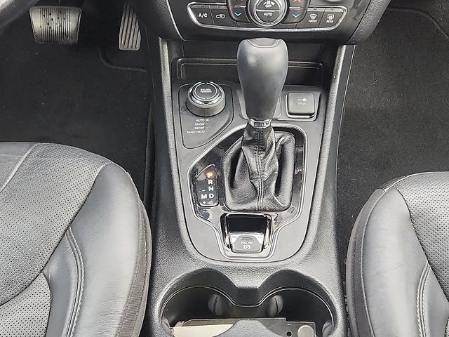 Used 2020 Jeep Cherokee Limited AWD/4WD image 18