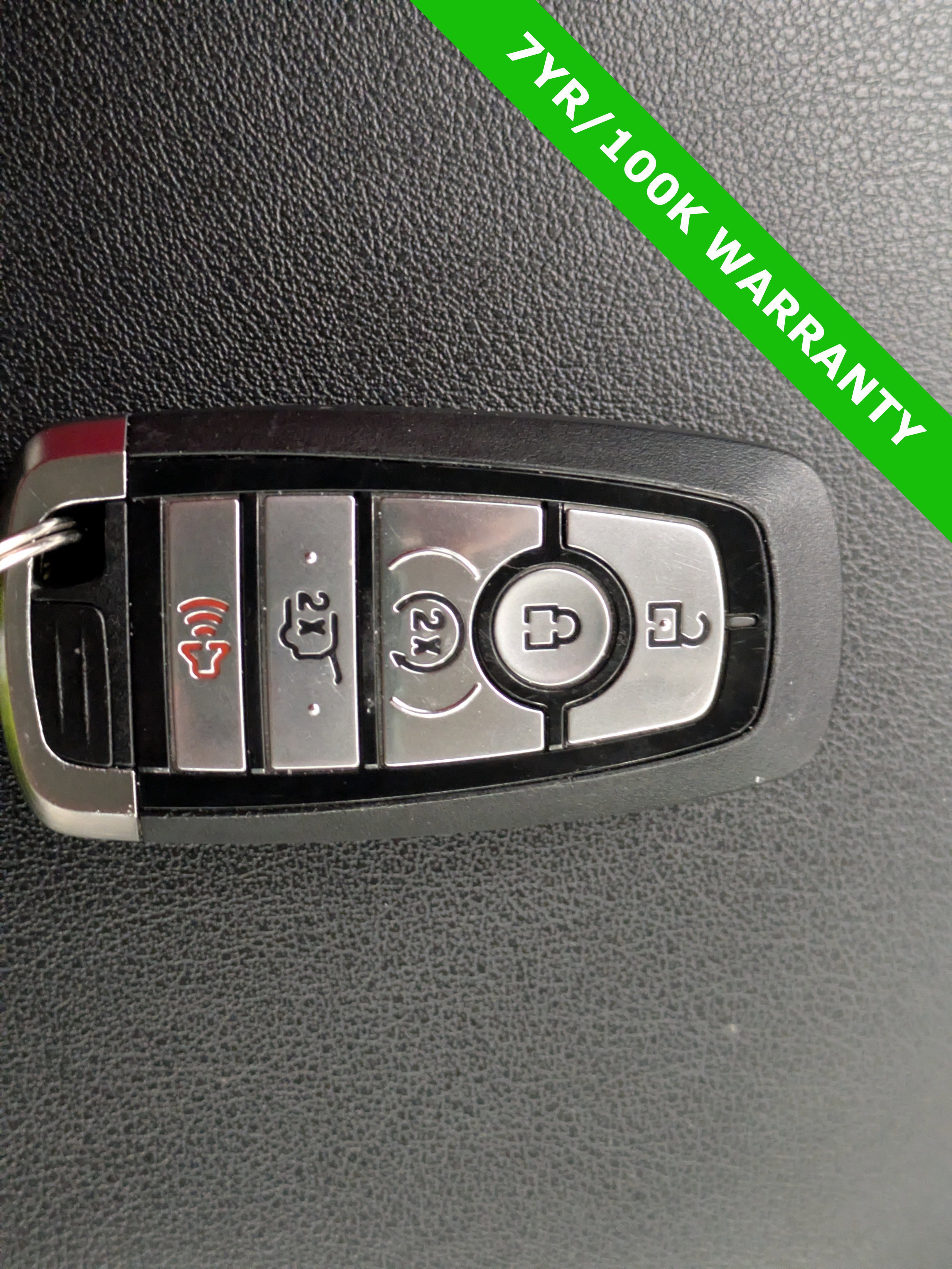 Certified 2023 Ford Edge Titanium image 34