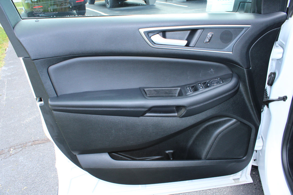 Certified 2024 Ford Edge SEL AWD/4WD image 32