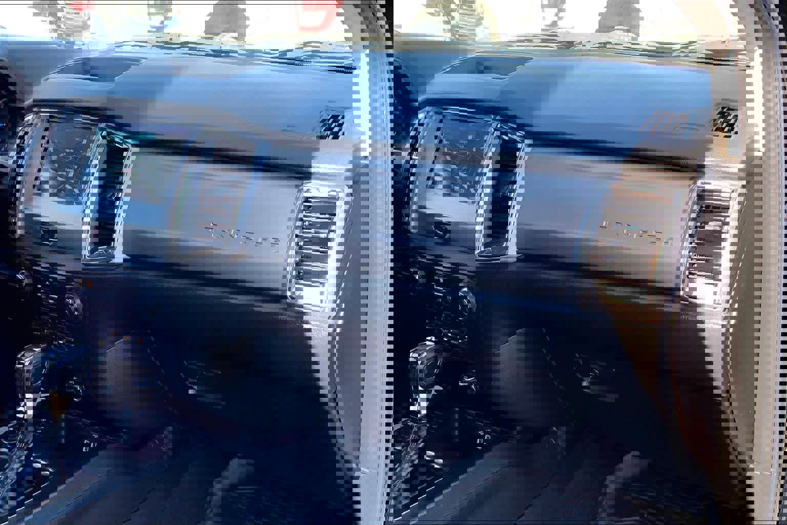 Certified 2019 Ford Ranger XLT w/ Equipment Group 302A Luxury image 17