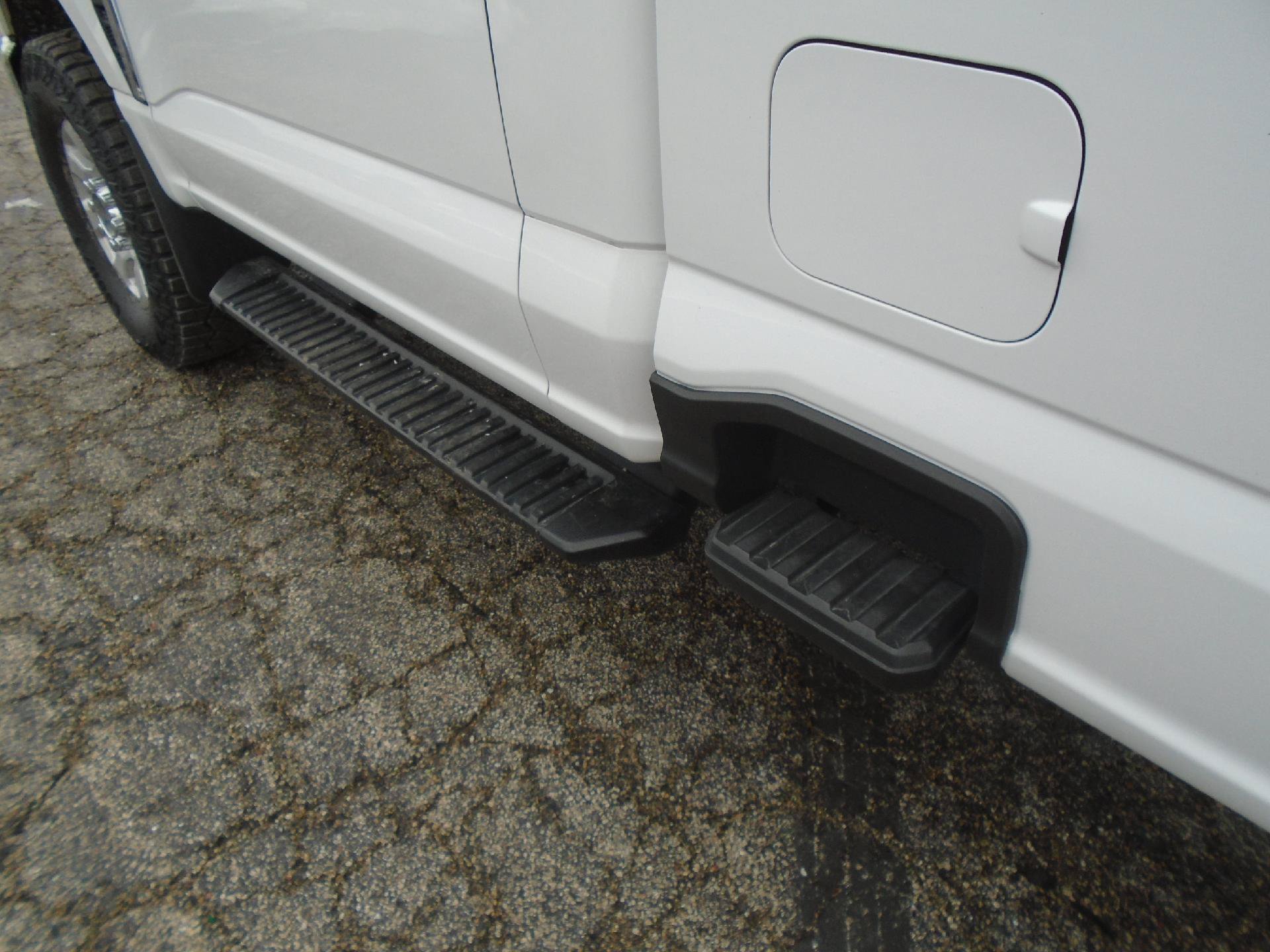 Certified 2023 Ford F250 XL w/ Snow Plow Prep Package AWD/4WD image 11