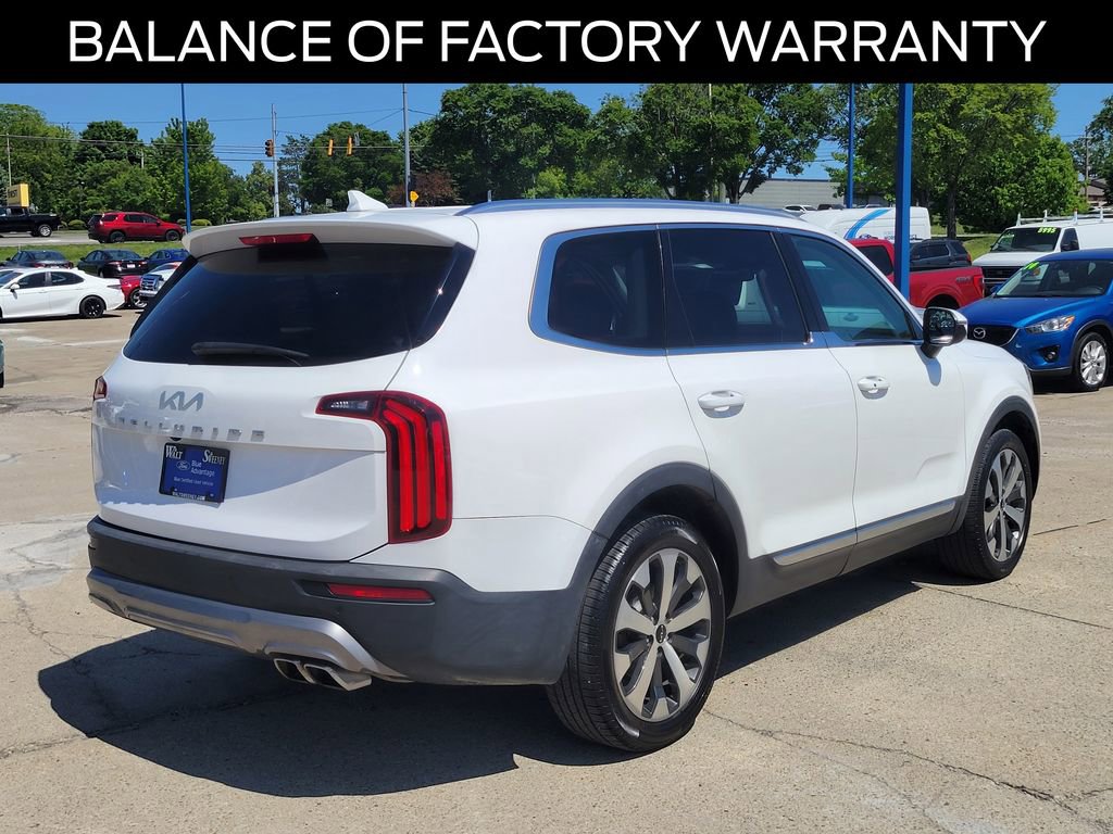 Used 2022 Kia Telluride EX w/ EX Premium Package FWD image 4