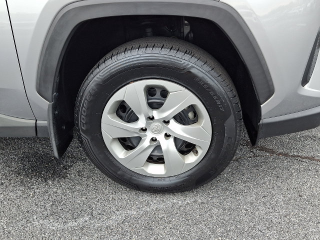 Used 2020 Toyota RAV4 LE w/ All Weather Liner Package AWD/4WD image 8