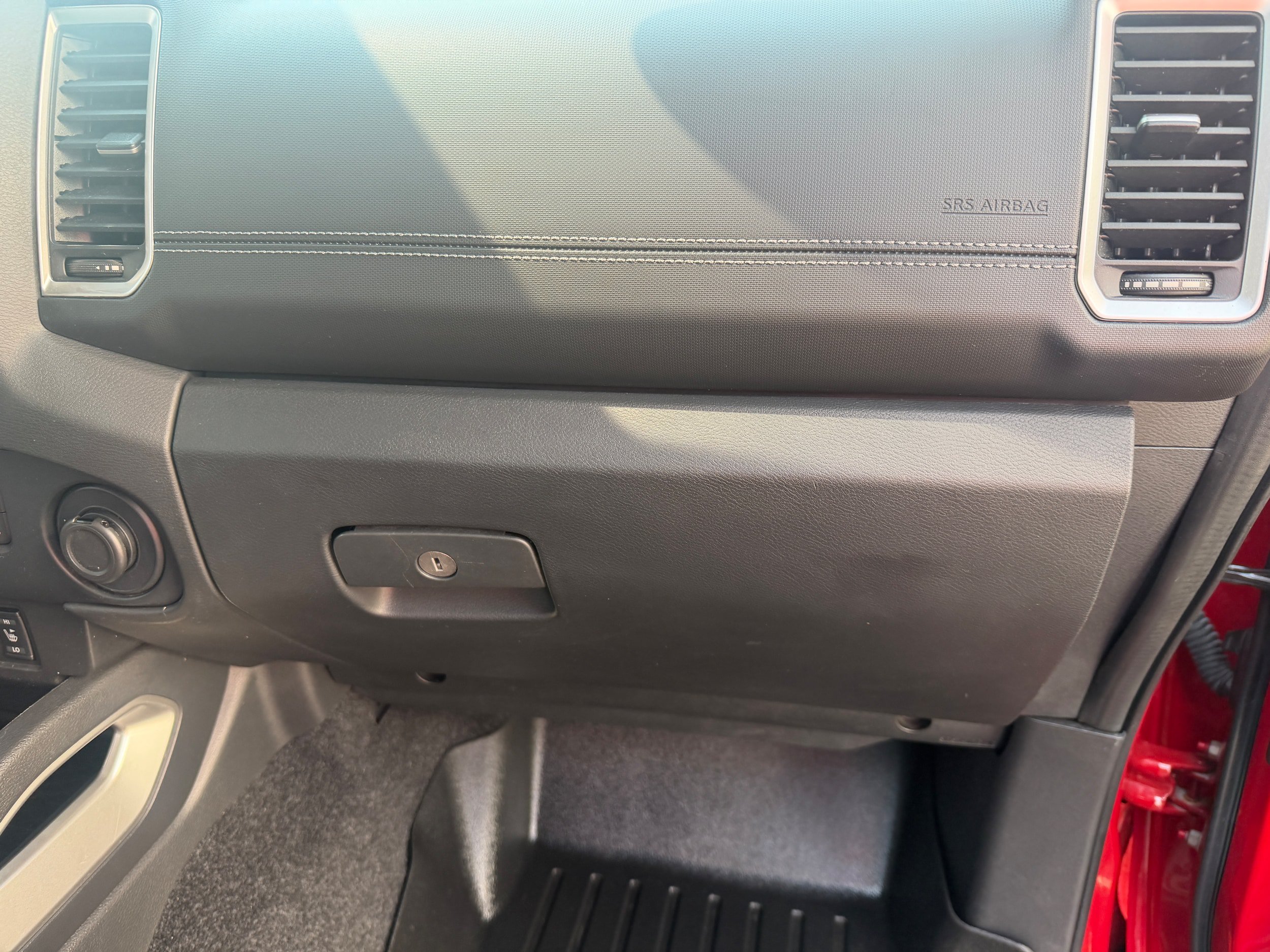 Used 2022 Nissan Frontier SV AWD/4WD image 25