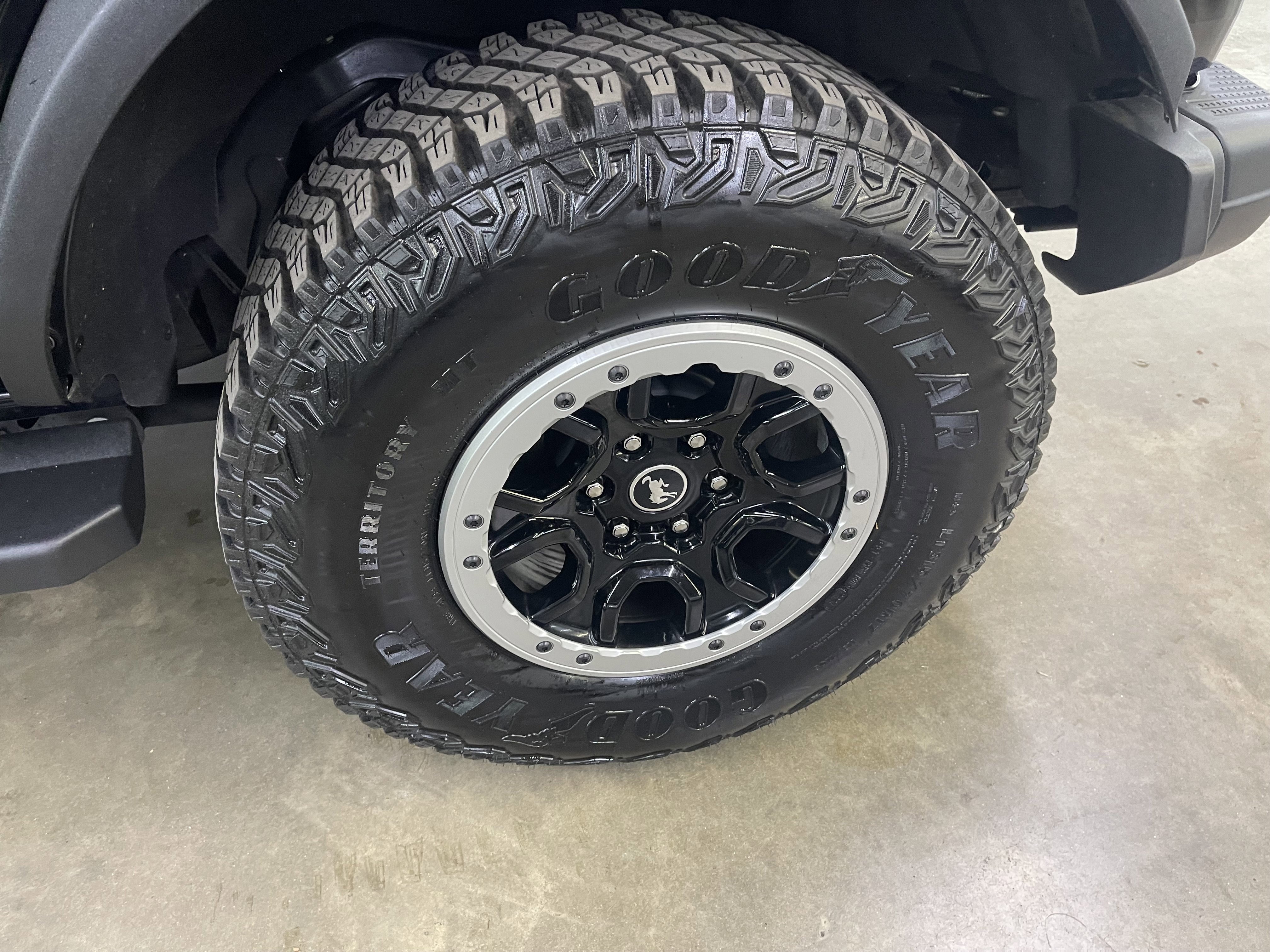 Certified 2024 Ford Bronco Badlands AWD/4WD image 9