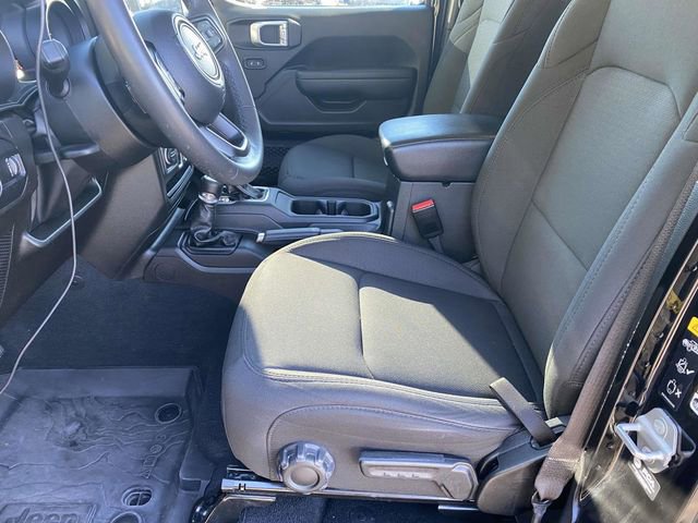 Used 2023 Jeep Gladiator Sport image 16