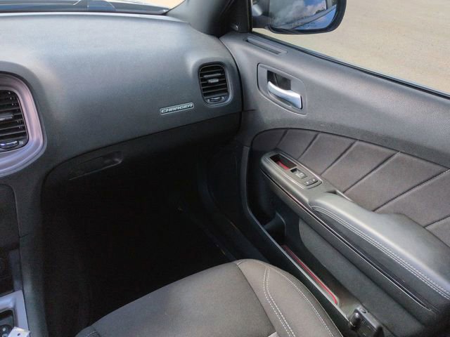 Used 2023 Dodge Charger SXT w/ Blacktop Package image 19