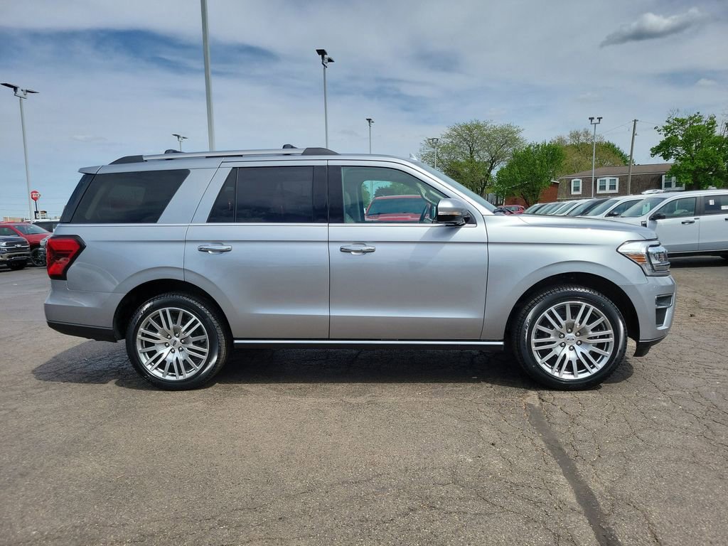 Certified 2024 Ford Expedition Limited image 6