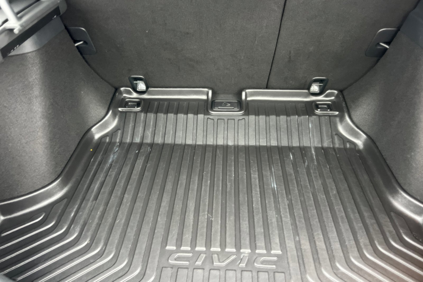 Used 2018 Honda Civic EX image 16