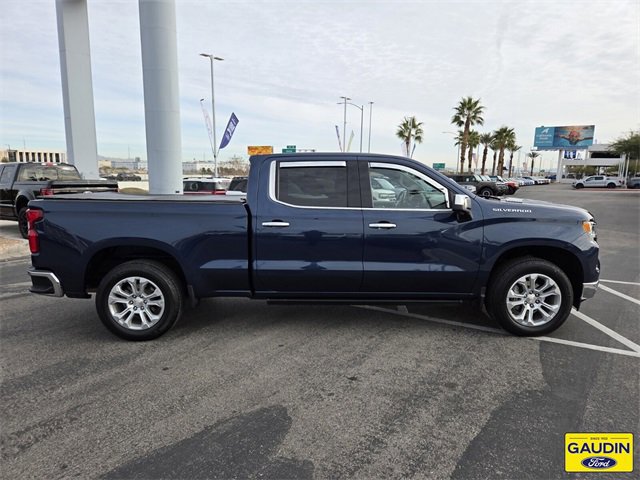 Used 2022 Chevrolet Silverado 1500 LTZ w/ LTZ Premium Package image 6