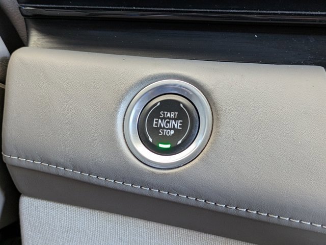 Used 2021 Cadillac Escalade Premium Luxury Platinum image 36