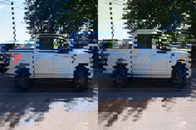 Certified 2022 Ford F150 XLT w/ Equipment Group 301A Mid RWD image 6
