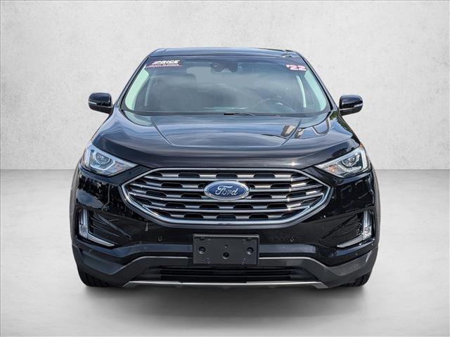 Certified 2022 Ford Edge Titanium AWD/4WD image 2