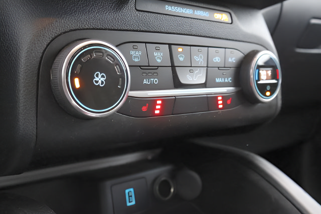 Certified 2020 Ford Escape SE AWD/4WD image 21