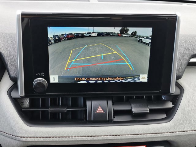 Used 2025 Toyota RAV4 XLE image 19